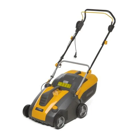 STIGA SV 415 E, eldriven vertikalskärare med uppsamlare